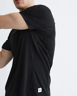 Deltapeak™ 90 Training Shirt